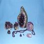 Amethist  handsteen E.3.-Bestelnr.Am. 1. Geodes vanaf E.5.- Hangers E.5.- (1e kwal.) best.nr DSCF3331